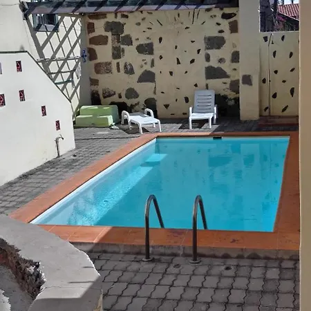 Marie's Place Апартаменты *
